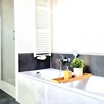 Apartamento In *